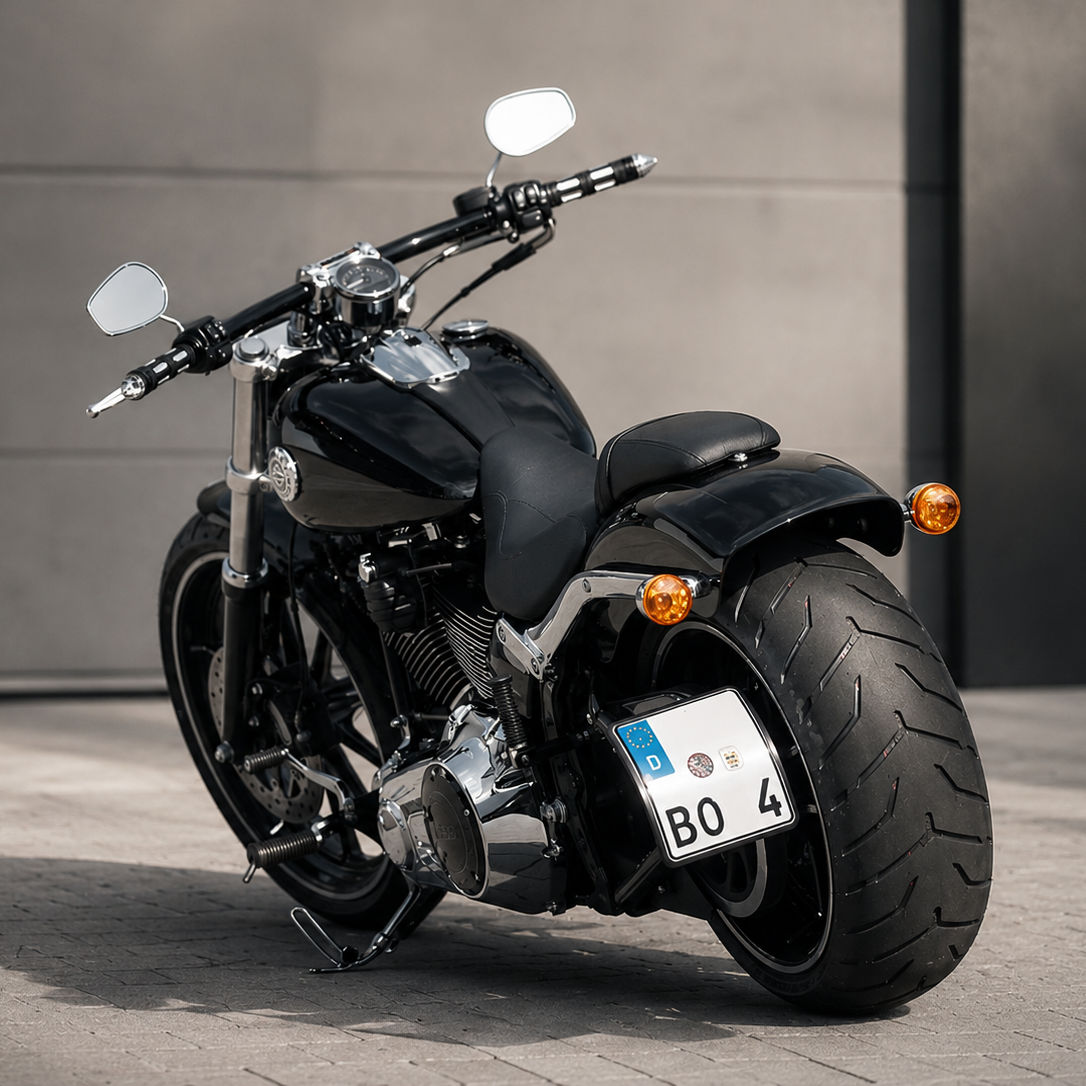 Taifun Flat montiert am Bike — Seitenansicht